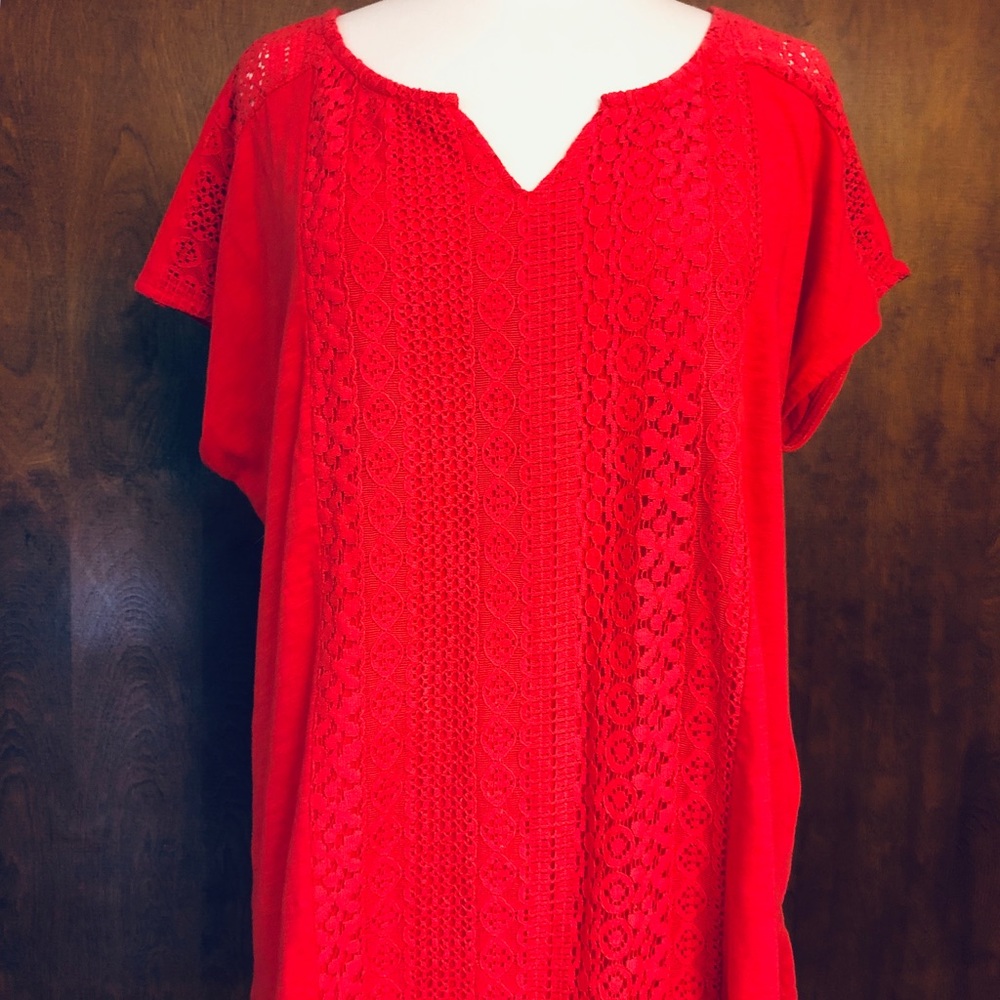 Coral Tee with Vee Neck and Lacy Details